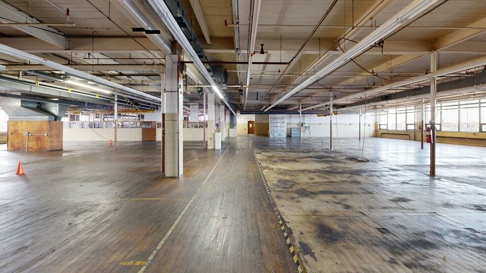 Primary Photo Of 735 Allens Ave, Providence Manufacturing For Lease