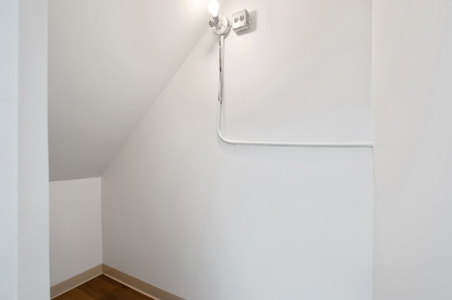 More Photos Of 4019-21 N Elston Ave, Chicago Storefront Retail Office For Lease