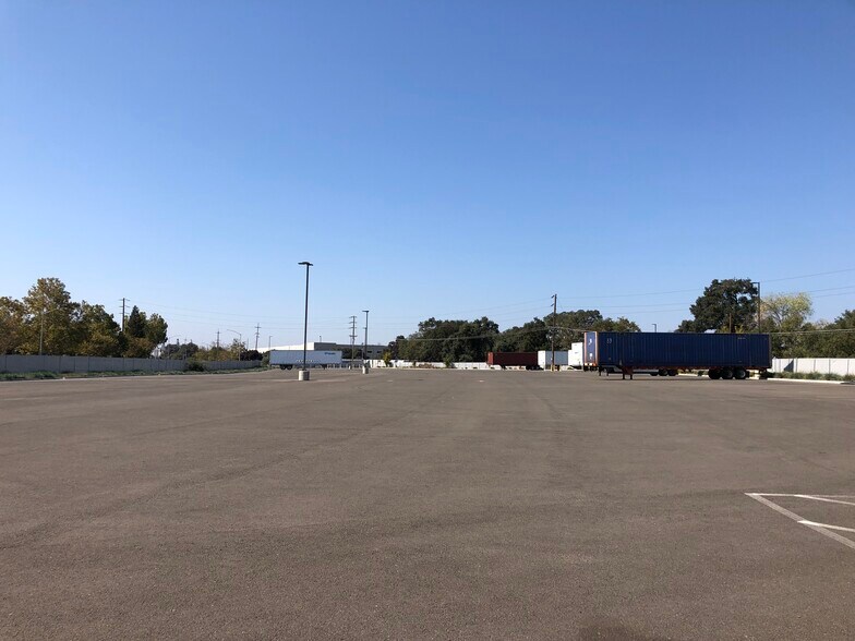 More Photos Of 1549 Industrial Dr, Stockton Land For Lease
