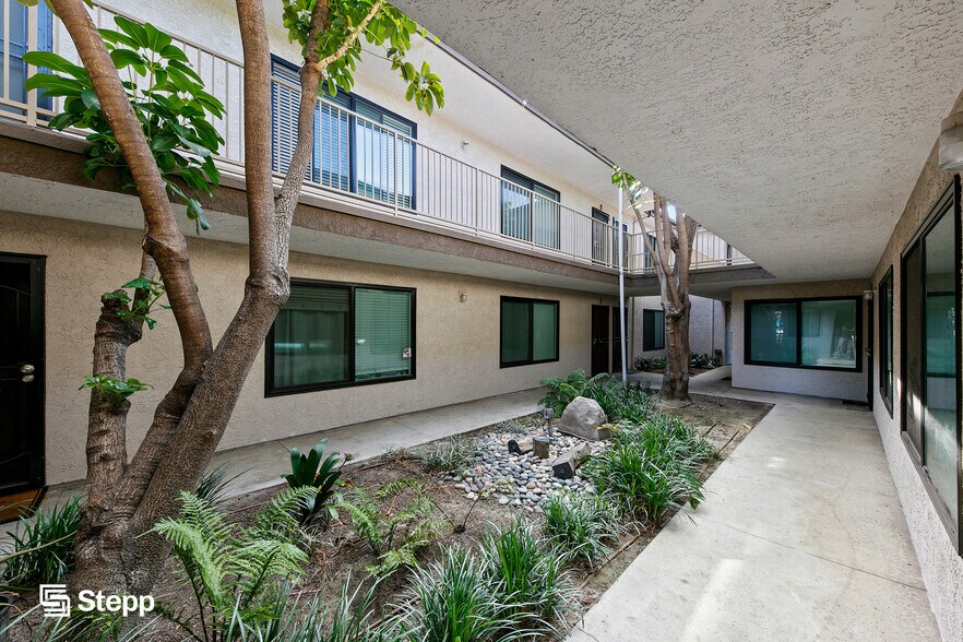 More Photos Of 1628 W 218th St, Torrance Apartments For Sale
