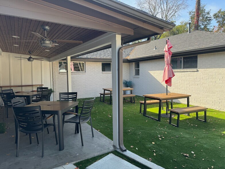 More Photos Of 26615 Oak Ridge Dr, The Woodlands Office For Lease