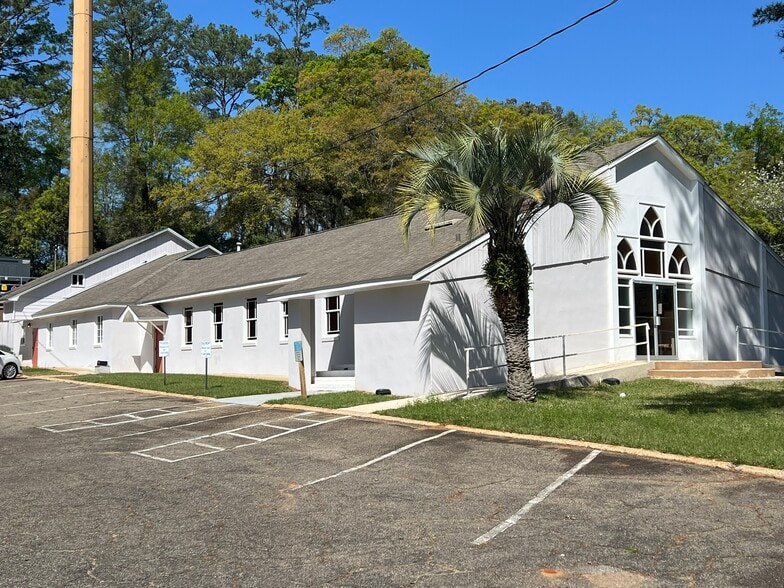 Primary Photo Of 2302 Jim Lee Rd, Tallahassee Specialty For Sale