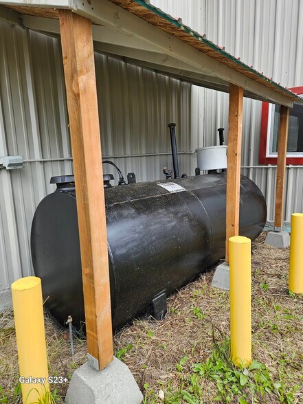 More Photos Of 4443 Moose Creek, North Pole Industrial For Lease