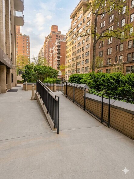 More Photos Of 400-416 E 56th St, New York Apartments For Sale