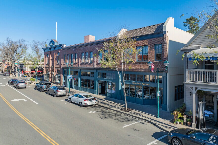 More Photos Of 438-450 Main St, Pleasanton Office For Lease