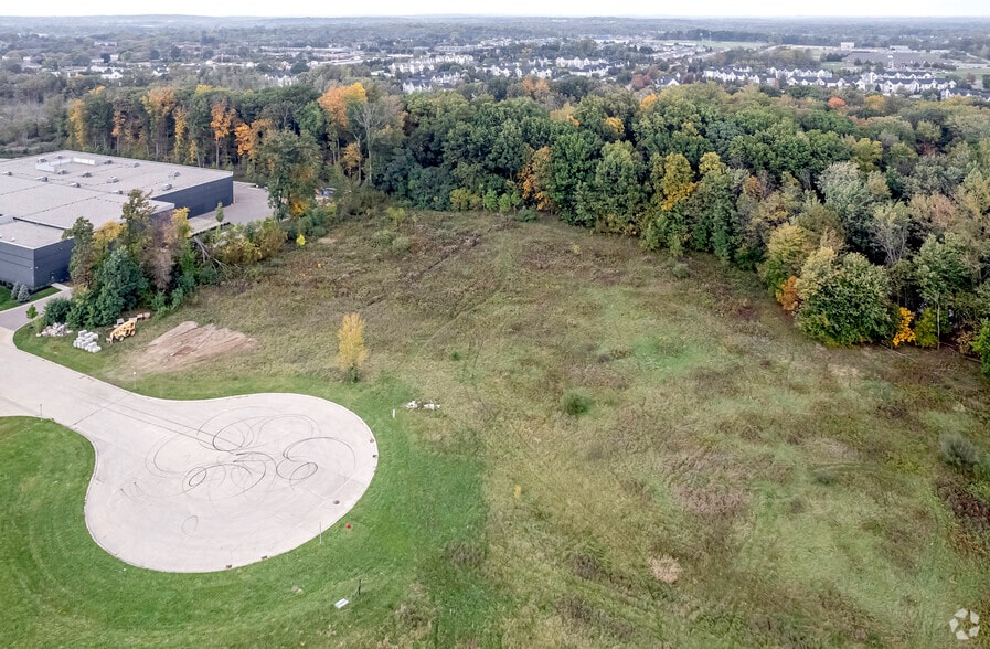 Primary Photo Of Cartier Dr, Wixom Light Distribution For Sale
