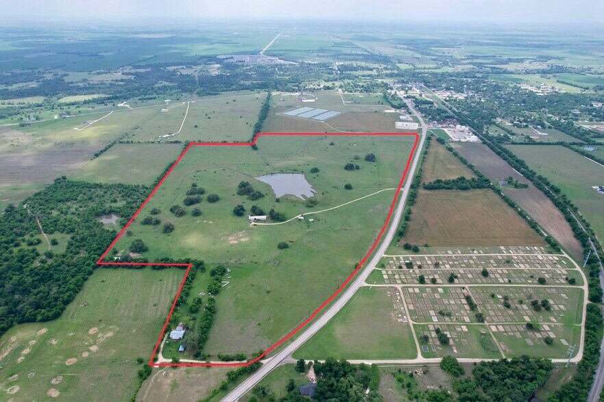 More Photos Of 422 N Franklin St, Holland Land For Sale