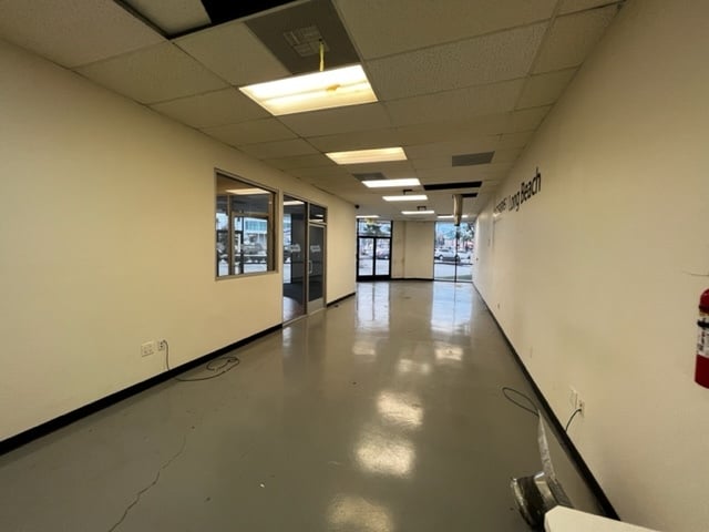More Photos Of 3377-3399 Long Beach Blvd, Long Beach Unknown For Lease