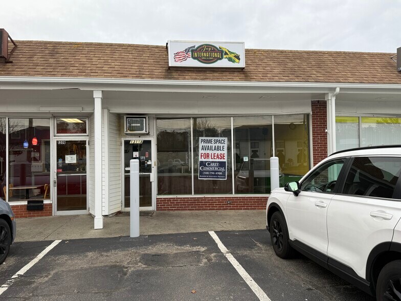 More Photos Of 1311-1319 Main St, South Yarmouth General Retail For Lease