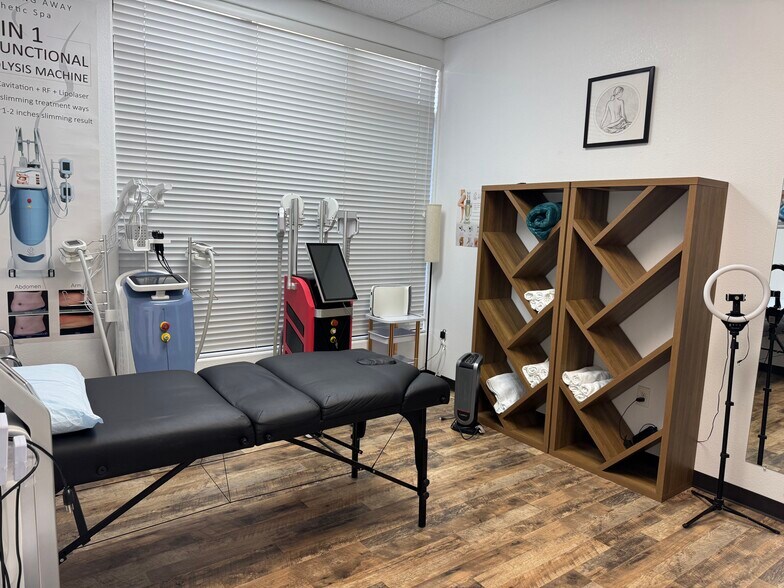 More Photos Of 1219 N Carpenter Rd, Modesto Storefront Retail Office For Lease