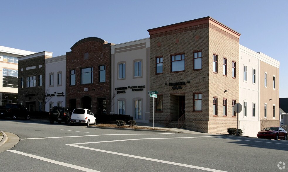 More Photos Of 400 Market St, Chapel Hill Office For Lease
