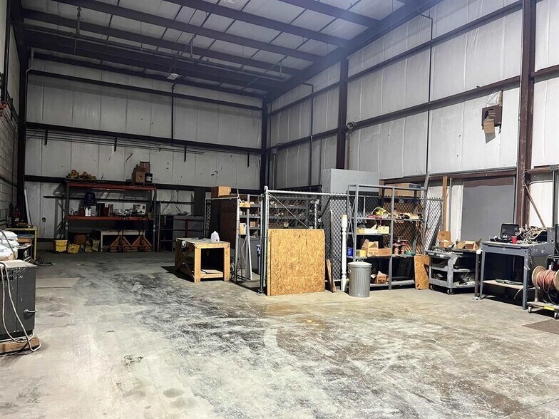 More Photos Of 3471 N Union Dr, Olney Warehouse For Sale