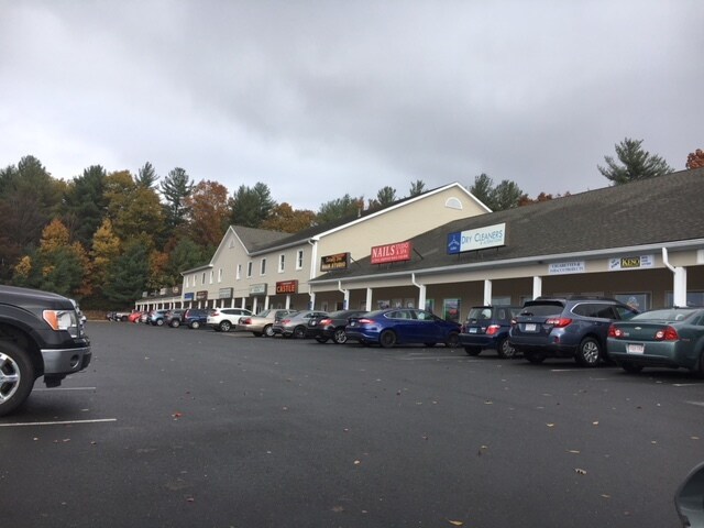 More Photos Of 208 College Hwy, Southwick Freestanding For Lease