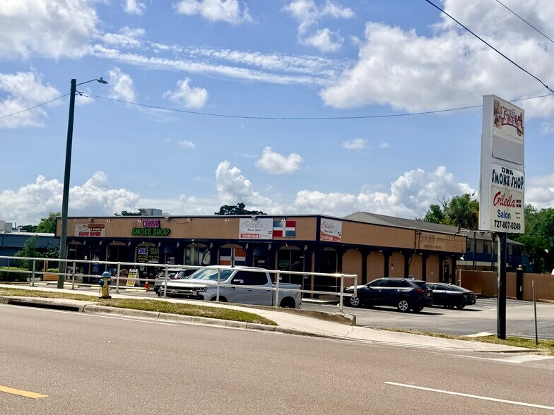 More Photos Of 6398 Ridge Rd, Port Richey General Retail For Lease