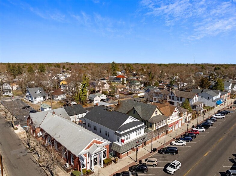 More Photos Of 205 Philadelphia Ave, Egg Harbor City Apartments For Sale