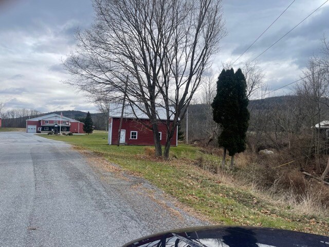 More Photos Of 628 South St, Hoosick Falls Specialty For Sale