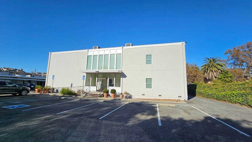 More Photos Of 2175 The Alameda, San Jose Loft Creative Space For Lease