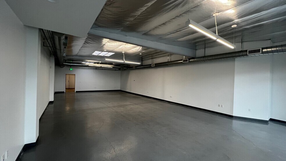 More Photos Of 3505 W Beverly Blvd, Montebello Office For Lease