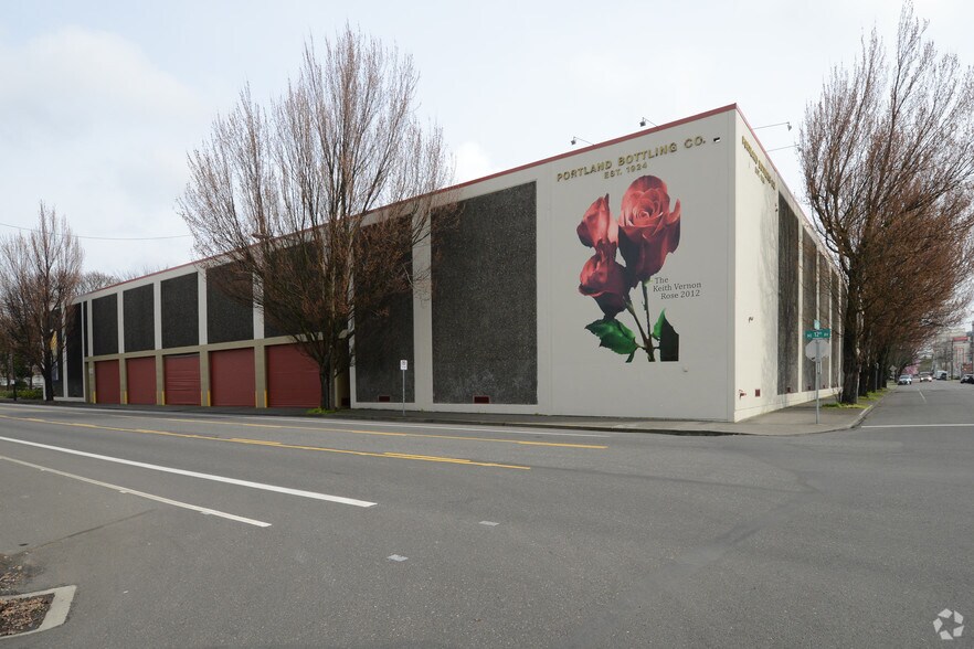 More Photos Of 1321 NE Davis St, Portland Unknown For Lease