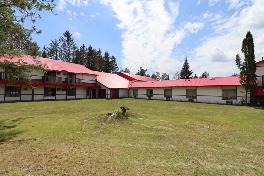 More Photos Of 9966 N State Road 27, Hayward Hotel For Sale