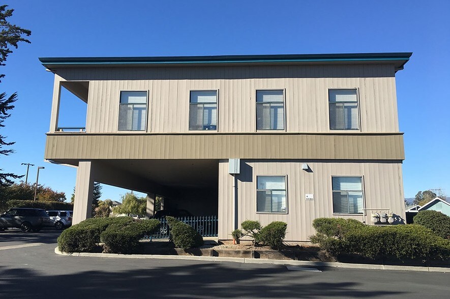 More Photos Of 77 Aspen Way, Watsonville Medical For Lease