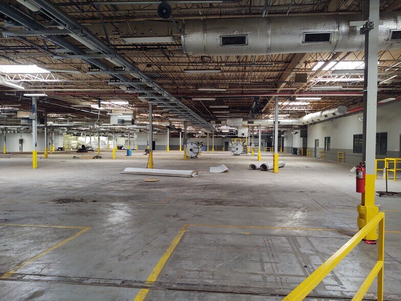 More Photos Of 970 Highway 127 N, Owenton Manufacturing For Sale