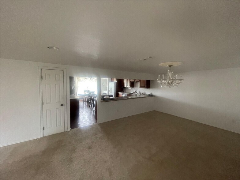 More Photos Of 101 Park Place Cir, Cresson Storefront Retail Office For Sale