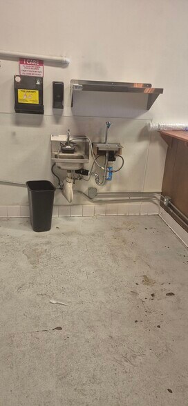 More Photos Of 2626-2630 E Cesar E Chavez Ave, Los Angeles Storefront Retail Residential For Lease