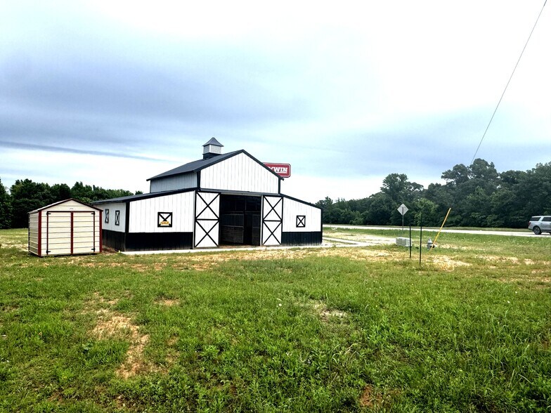 More Photos Of 6175 TX-256 Hwy, Palestine Land For Sale