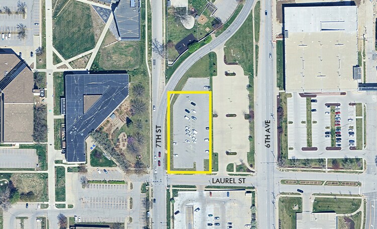 More Photos Of 1103-1105 7th St, Des Moines Land For Lease