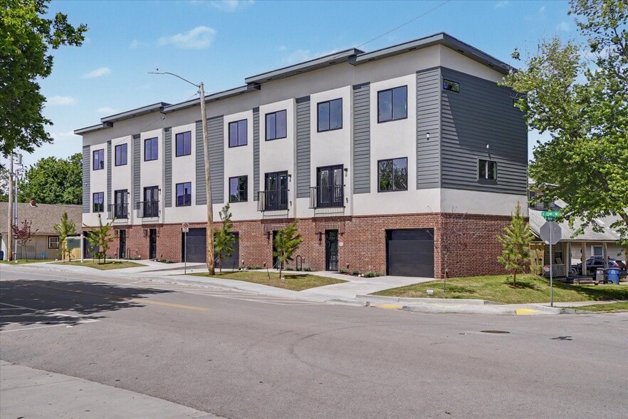 Primary Photo Of 1244 S Quincy Ave, Tulsa Apartments For Sale