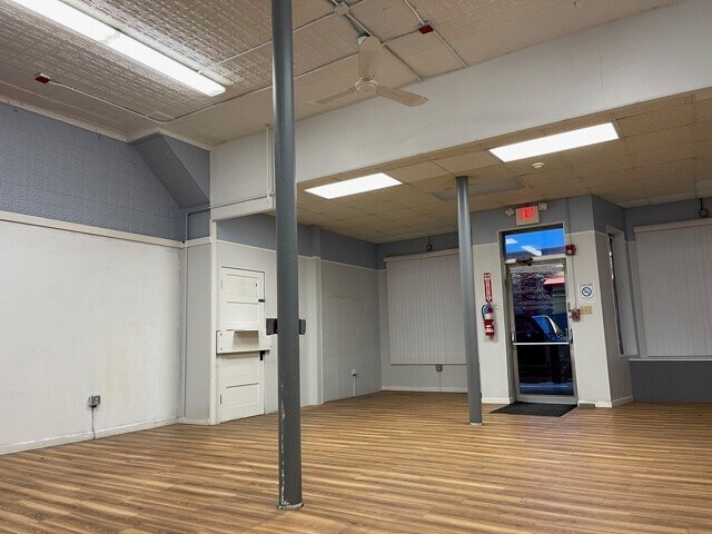 More Photos Of 1285-1293 Main St, West Warwick Storefront Retail Office For Sale