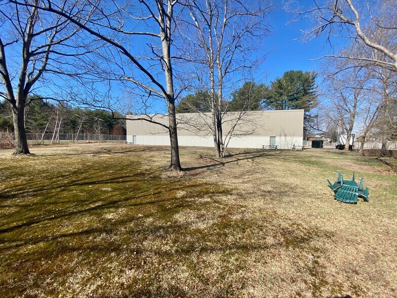 More Photos Of 15 Paul St, Brunswick Manufacturing For Lease