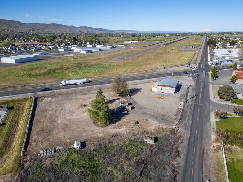 More Photos Of 391 Wine Country Rd, Prosser Freestanding For Sale