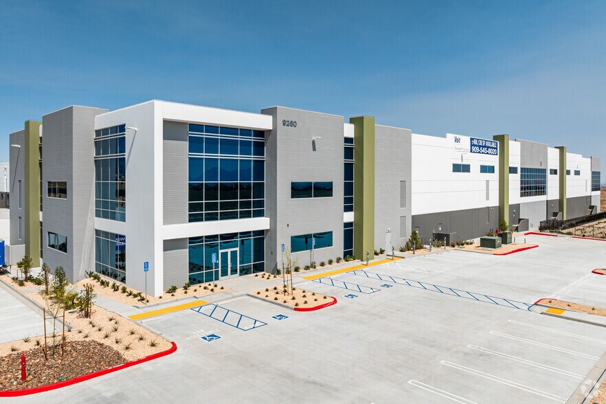 Primary Photo Of 9260 Mesa Linda St, Hesperia Distribution For Lease