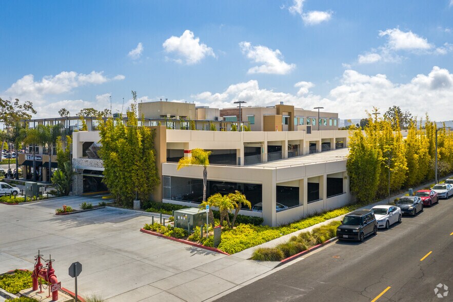 More Photos Of 2131 Westcliff Dr, Newport Beach Unknown For Lease