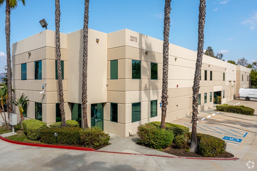 Primary Photo Of 2575 Fortune Way, Vista Warehouse For Lease