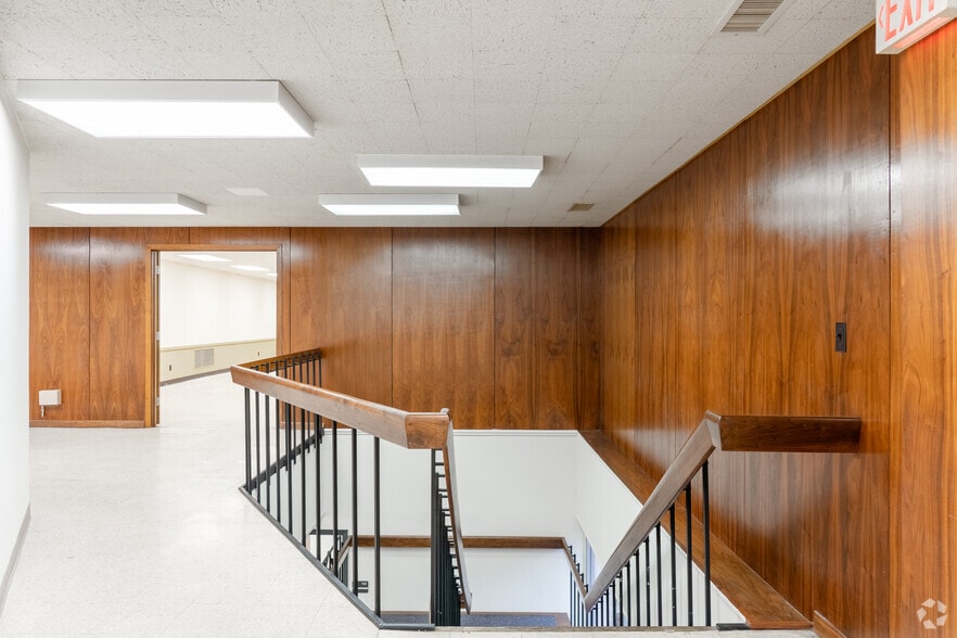 More Photos Of 3781 S Main St, Farmville Bank For Sale