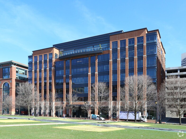 More Photos Of 250 West St, Columbus Office For Lease