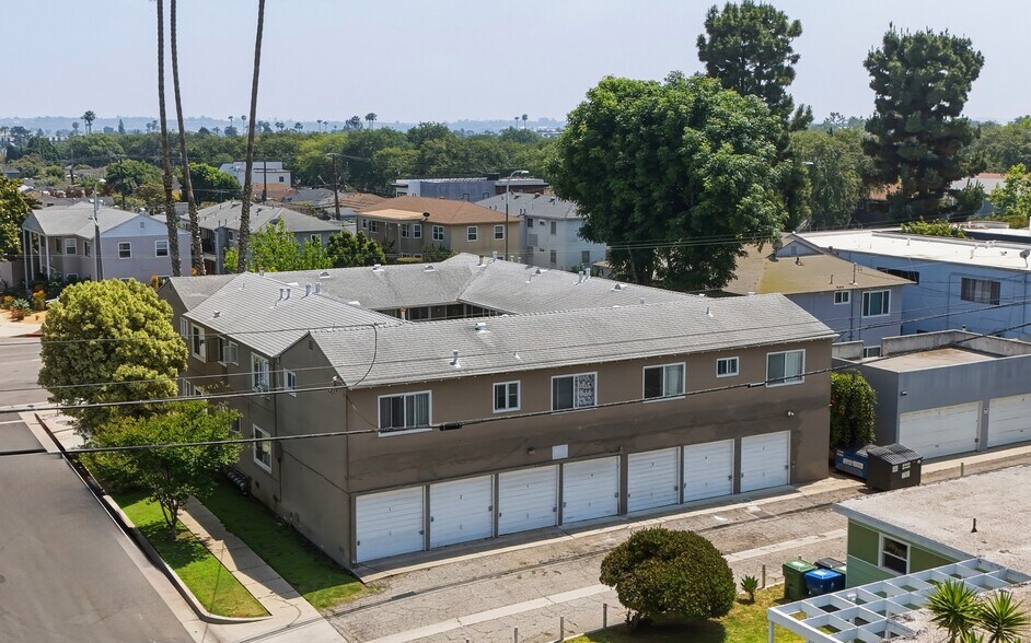More Photos Of 11401 Washington Pl, Los Angeles Apartments For Sale