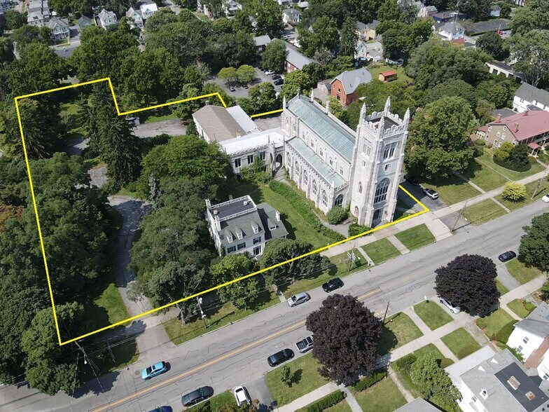 More Photos Of 520 S Main St, Geneva Religious Facility For Sale