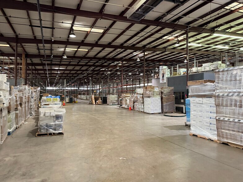 More Photos Of 100 Bluefield Ave, Bluefield Industrial For Sale