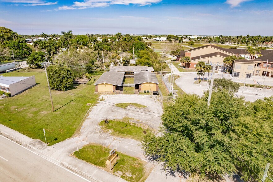 More Photos Of 601 W Canal St N, Belle Glade Daycare Center For Sale