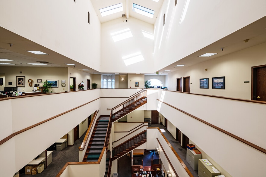 More Photos Of 16600 Woodruff Ave, Bellflower Medical For Lease