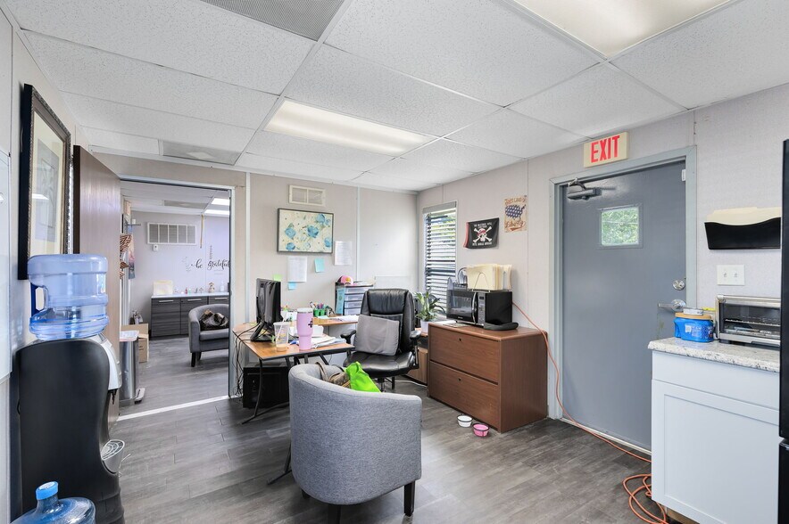 More Photos Of 2585 Jmt Industrial Dr, Apopka Industrial For Sale