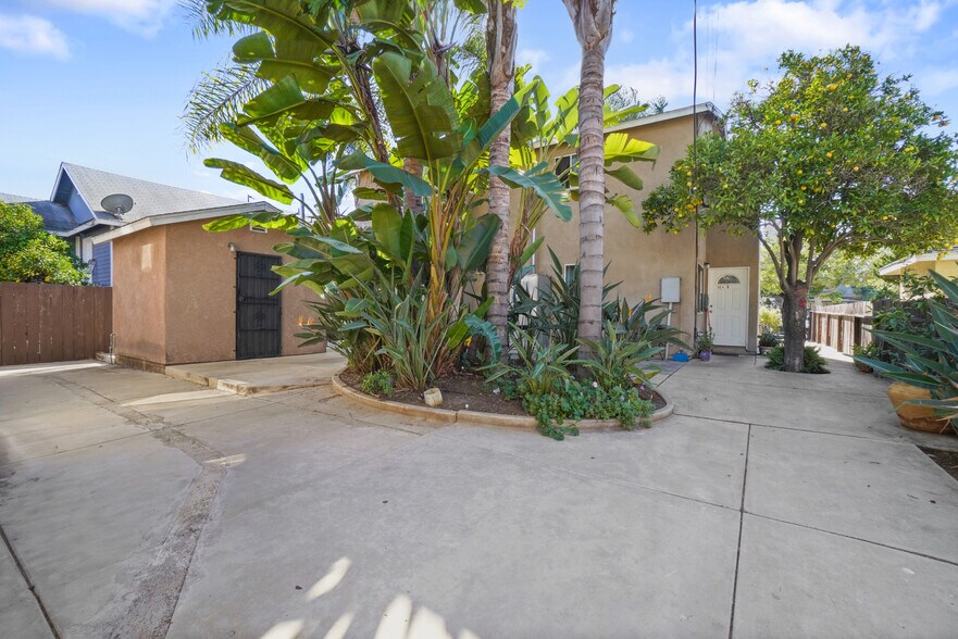 More Photos Of 1952-54 Irving Ave, San Diego Apartments For Sale