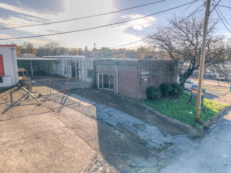 More Photos Of 2489 Parkway Pl, Memphis Warehouse For Sale