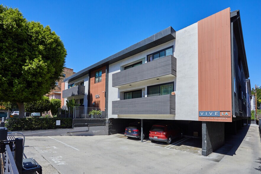 More Photos Of 1836 N Gramercy Pl, Los Angeles Multifamily For Sale