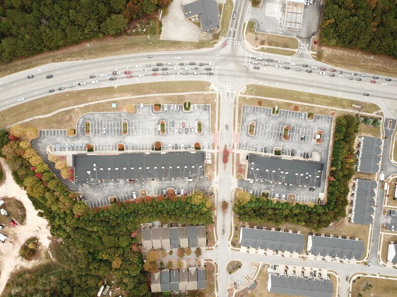 More Photos Of 1132-1142 Athens Hwy, Grayson General Retail For Sale