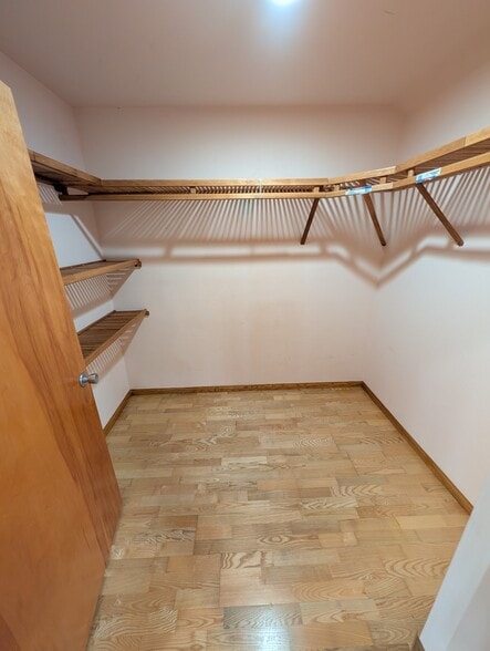 More Photos Of 1631 Liliha St, Honolulu Medical For Sale
